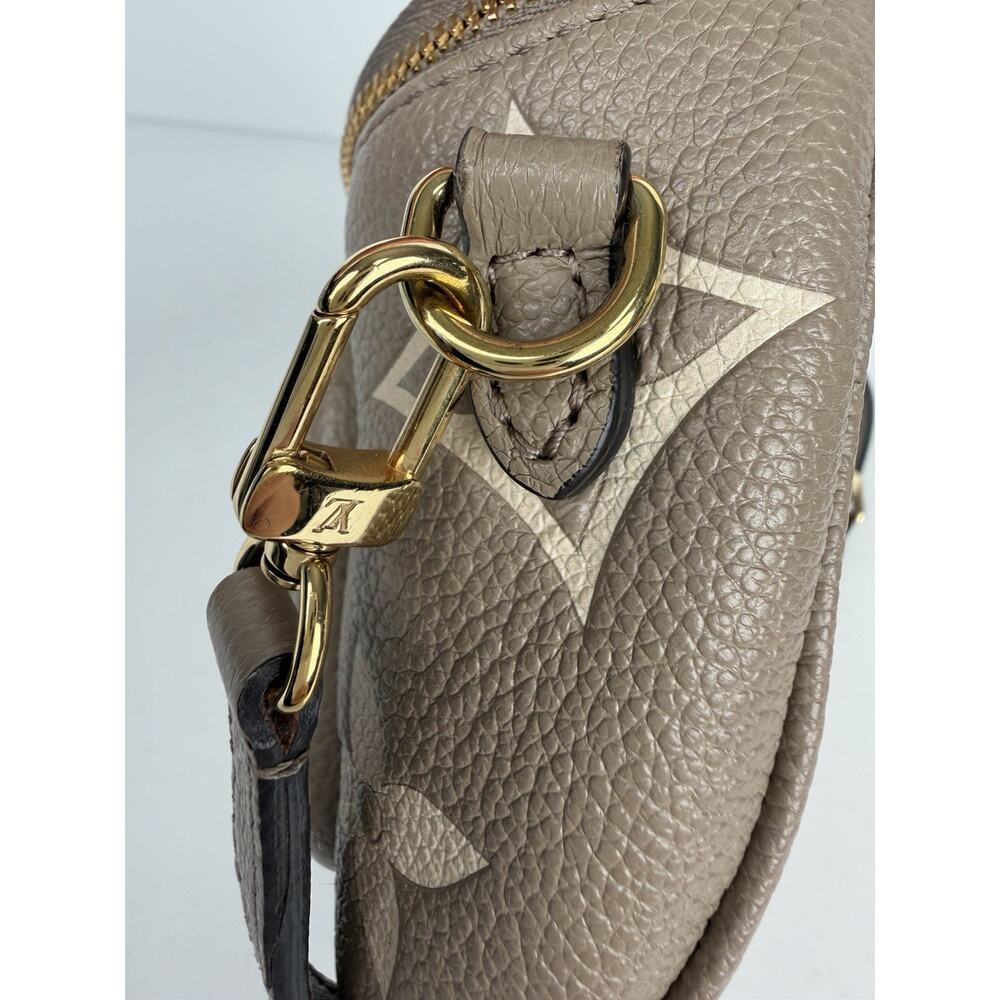 Louis Vuitton Empreinte Mini Bumbag in Tourterelle and Cream Leather NFC U1 - Picture 10 of 16